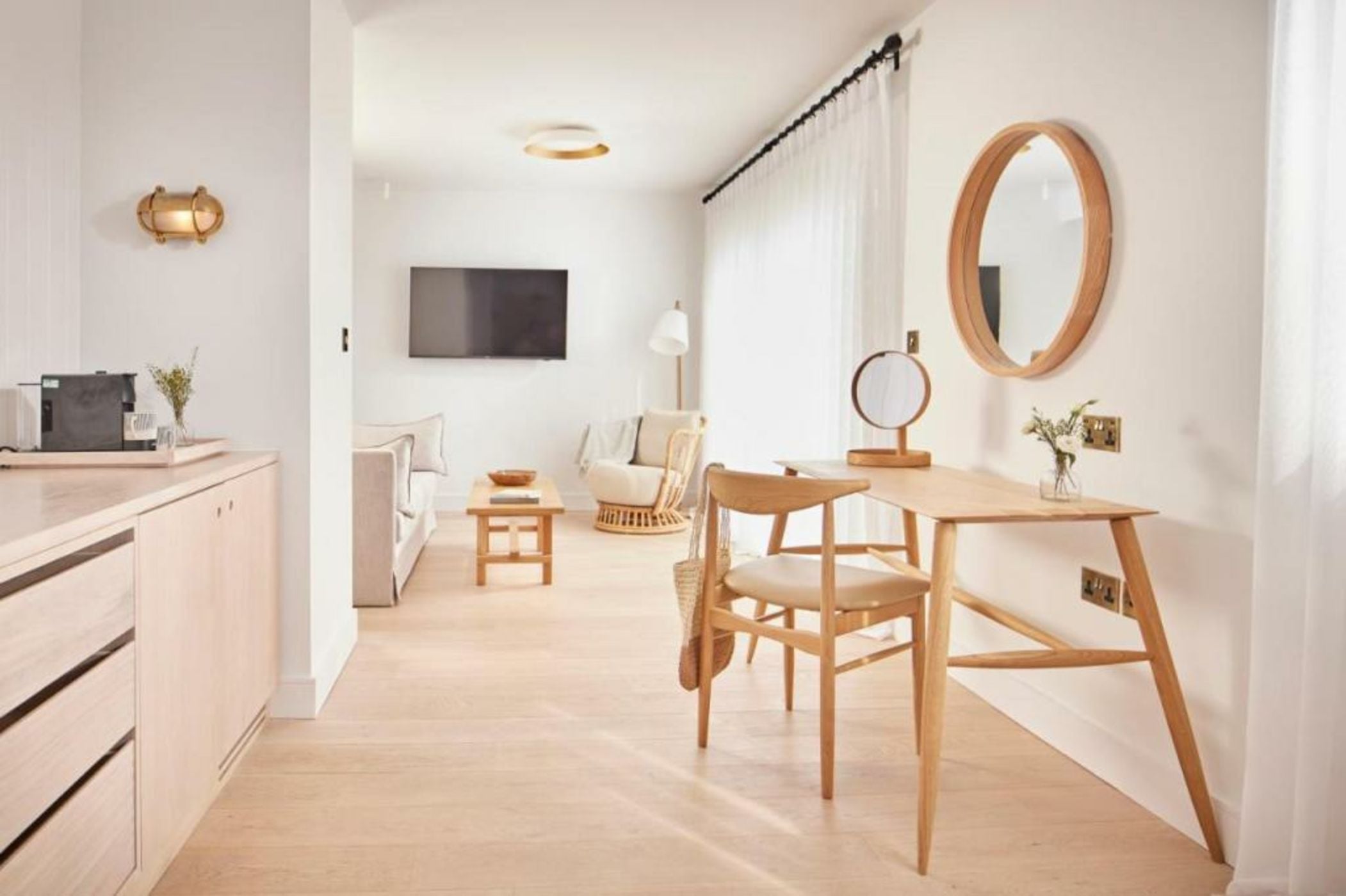 Moonfleet Manor Hotel