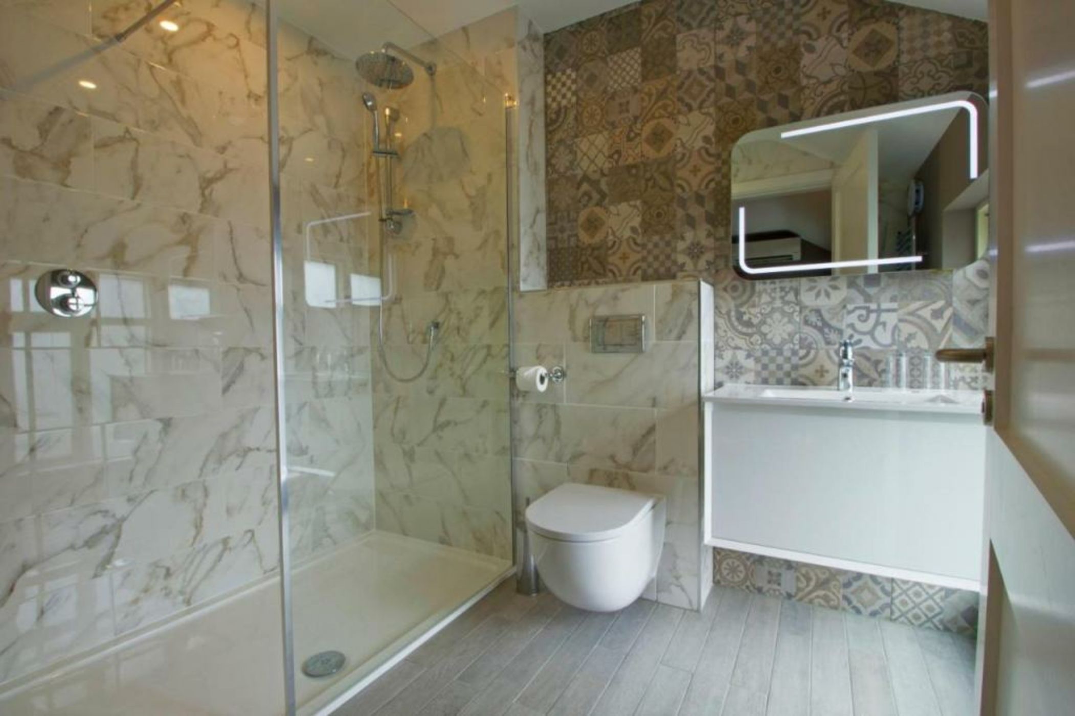 Gleesons Townhouse Booterstown