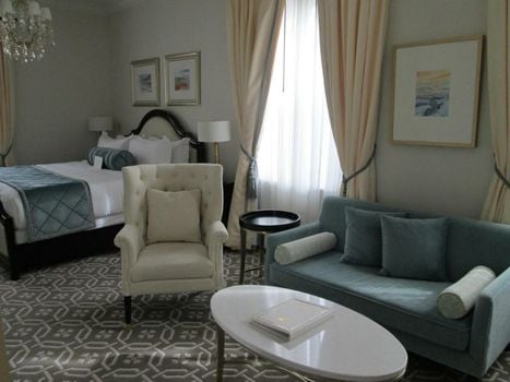 Sydney Boutique Inn & Suites