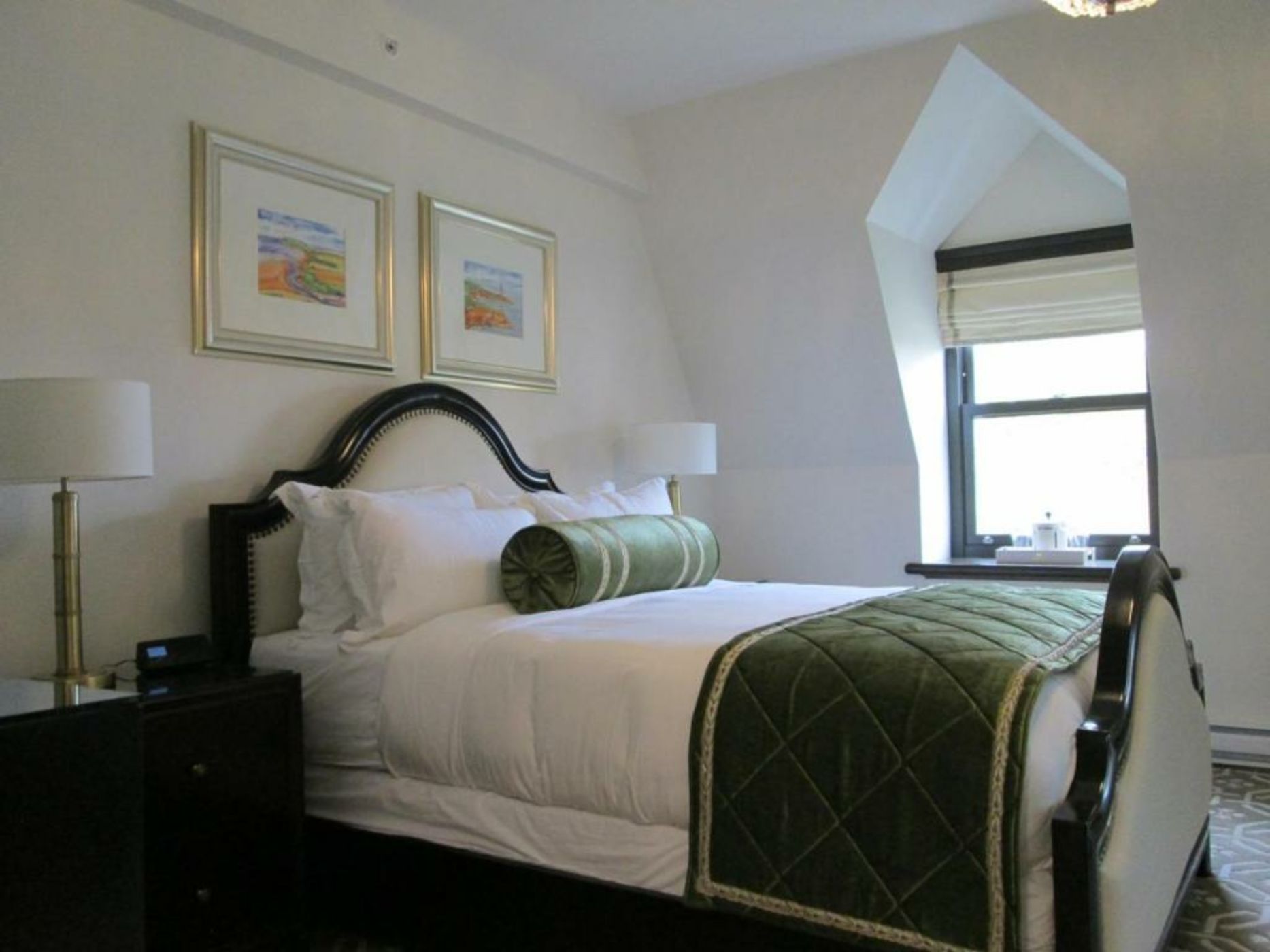 Sydney Boutique Inn & Suites