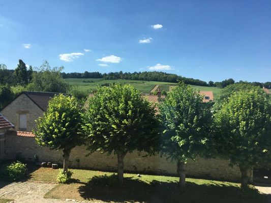 Le Château d'Hermonville B&B / Chambres d'hôtes