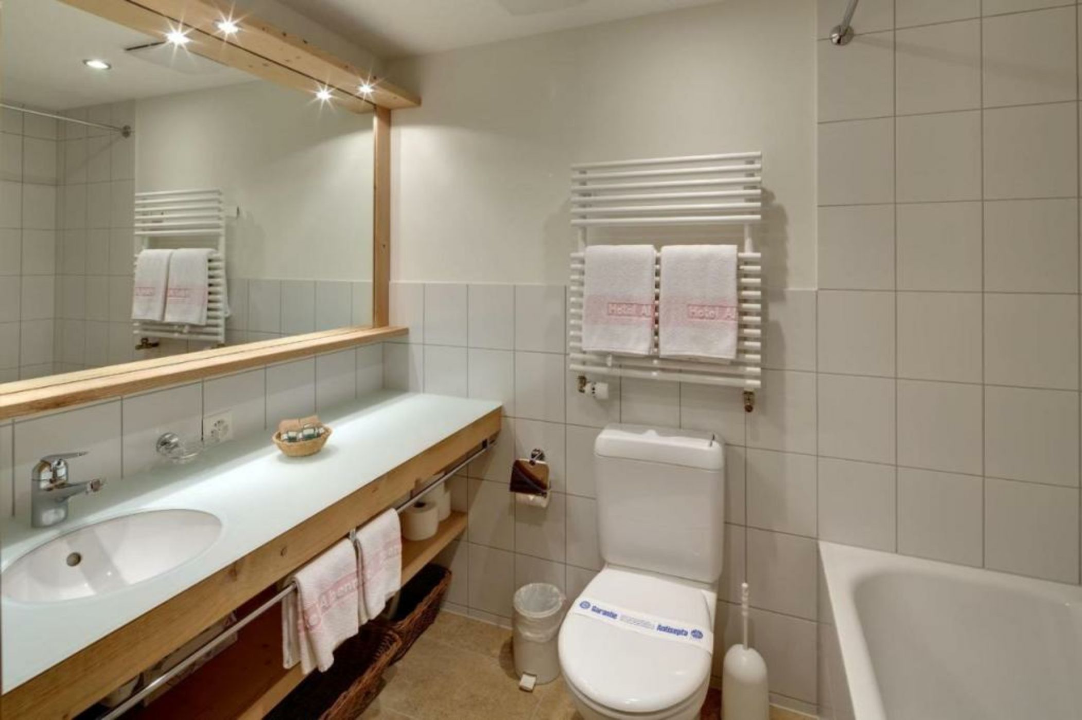 Hotel Alpenrose Wengen - a family affair since 1881