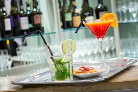 Logis Hostellerie des Clos et restaurant Bistrot des grands crus et Maison de la tour Chablis