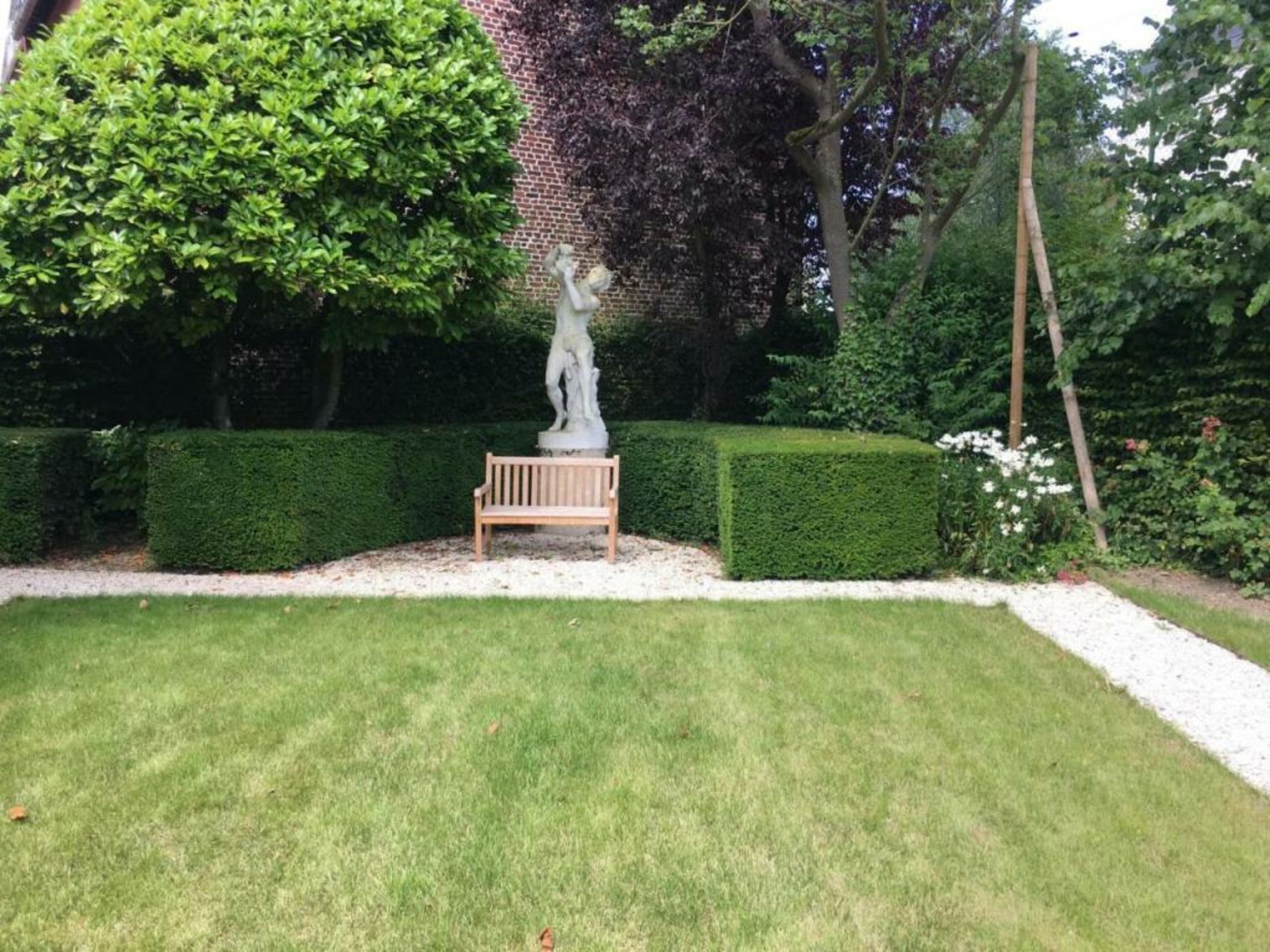 Entre Cour et Jardin