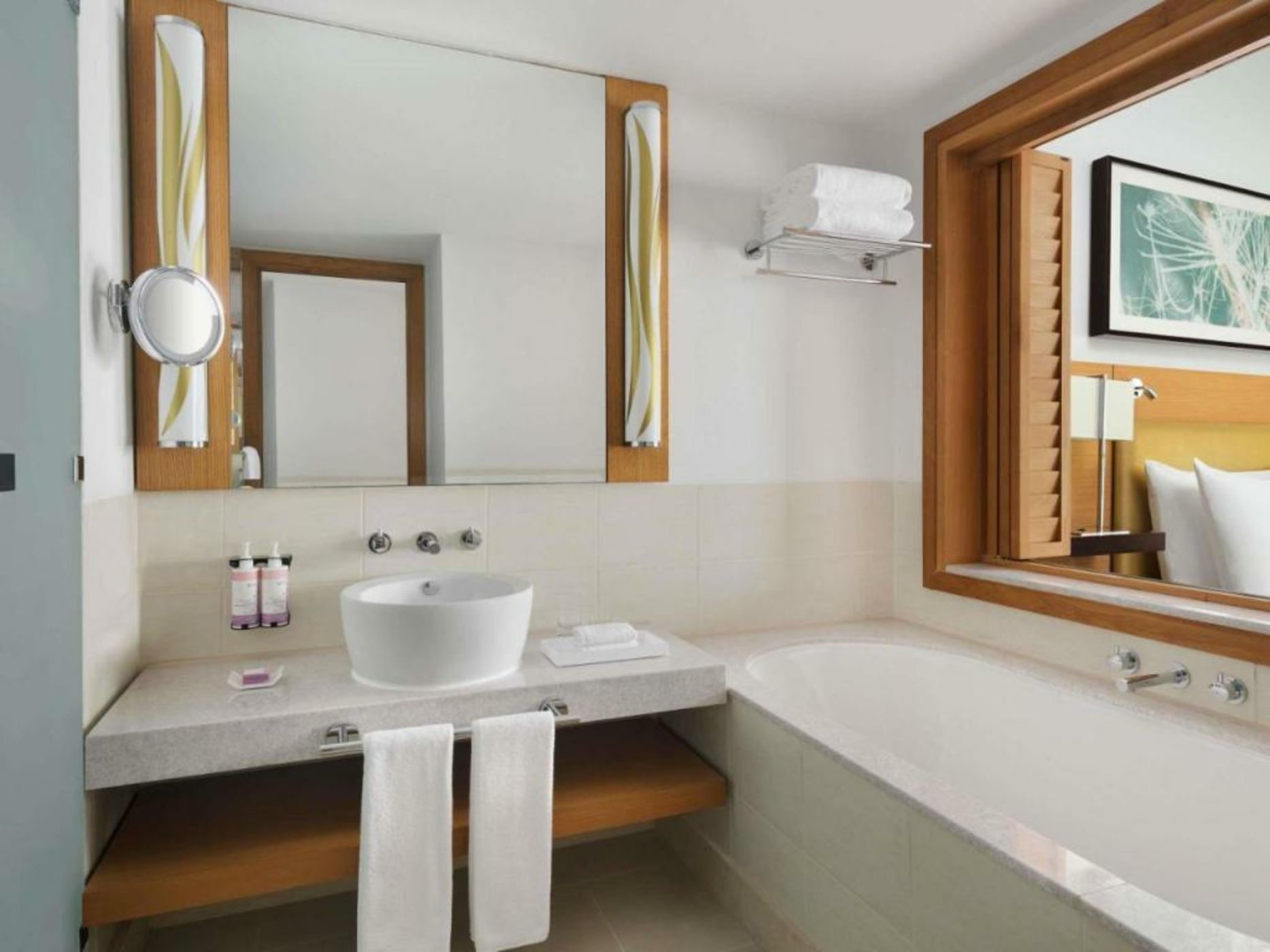 Mövenpick Hotel Jumeirah Beach