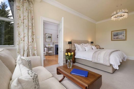 Lys-Na-Greyne Country House