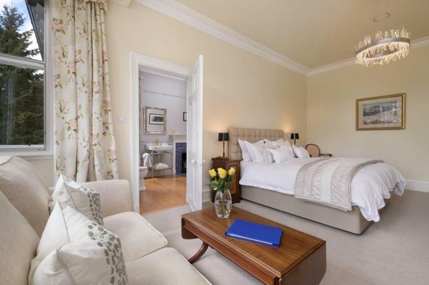 Lys-Na-Greyne Country House