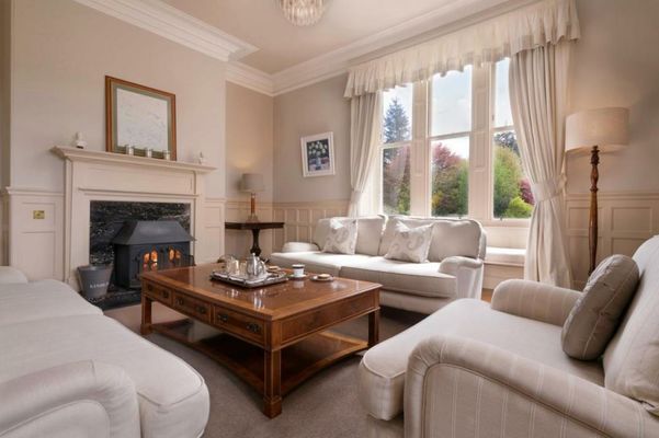 Lys-Na-Greyne Country House