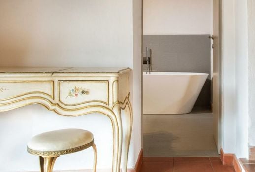 Castello Di Tornano Wine Relais