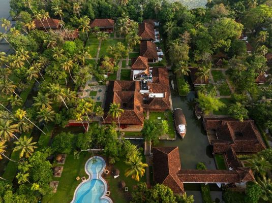 Coconut Lagoon Kumarakom - A CGH Earth Experience