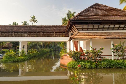 Coconut Lagoon Kumarakom - A CGH Earth Experience