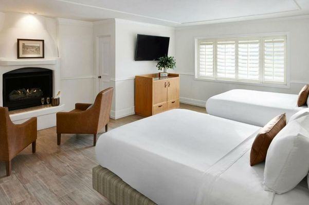 Coachman's Inn, A Four Sisters Inn