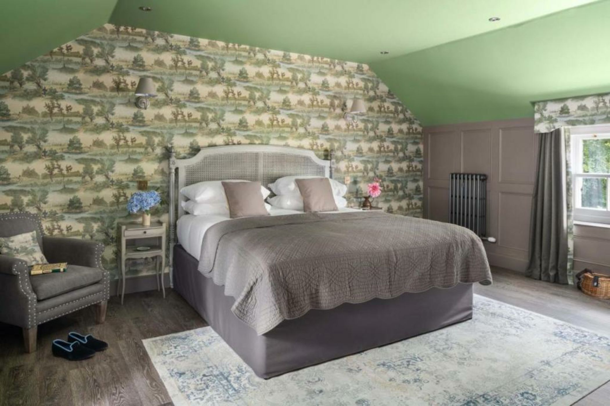 Meikleour Arms Hotel & Restaurant