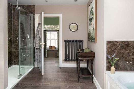 Meikleour Arms Hotel & Restaurant