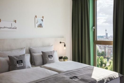 Holiday Inn - the niu Tab Dusseldorf Main Station by IHG