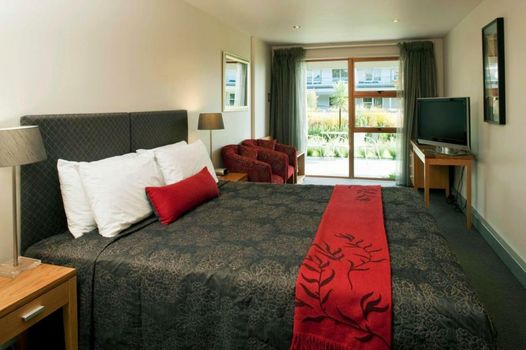 Wai Ora Lakeside Spa Resort