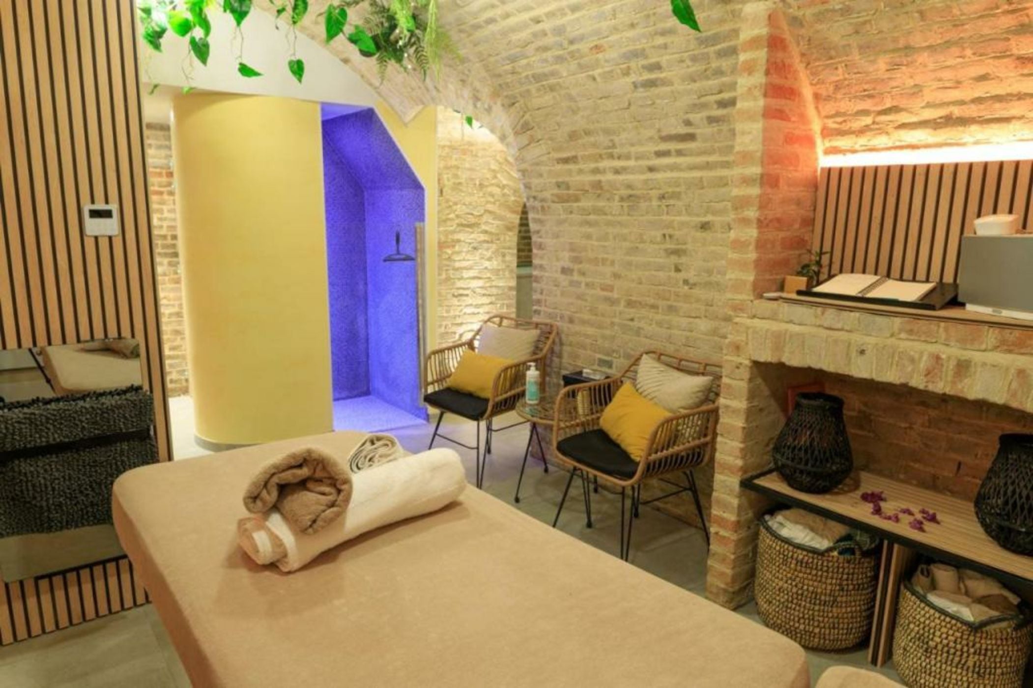 Une maison en ville, Hyper Centre ville, Spa