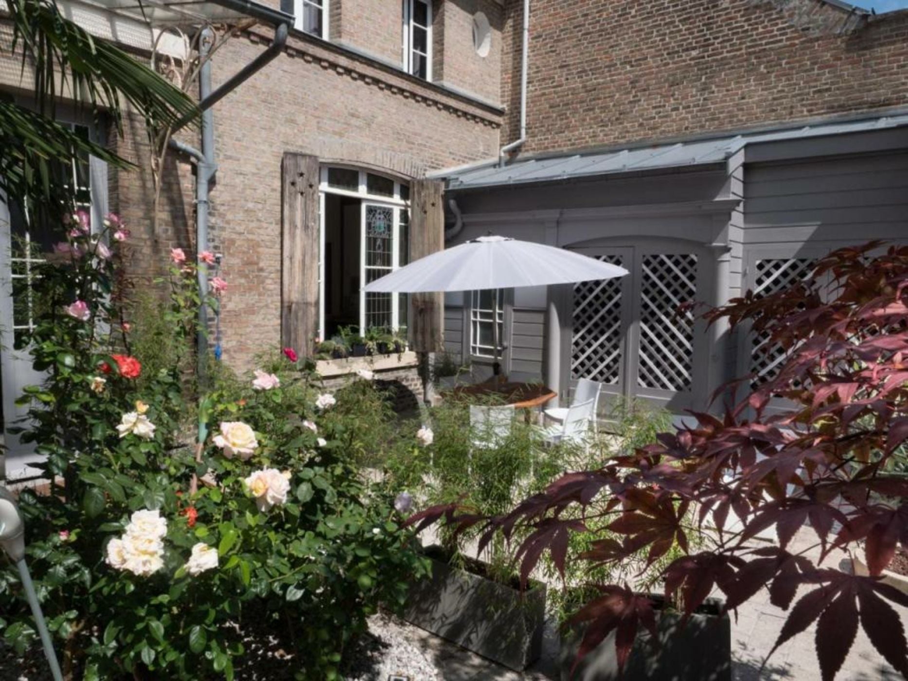 Une maison en ville, Hyper Centre ville, Spa