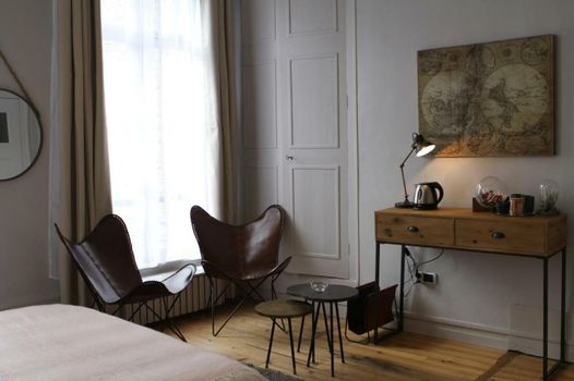 Une maison en ville, Hyper Centre ville, Spa