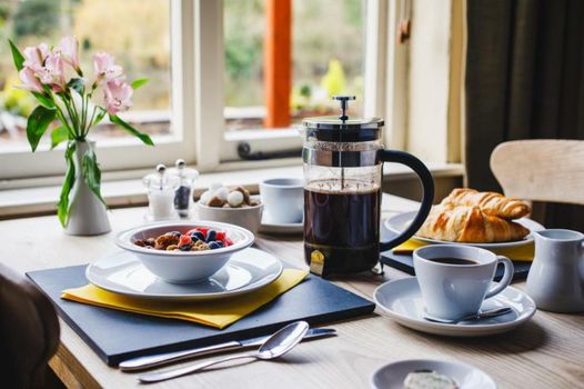 The Saracens Head Inn