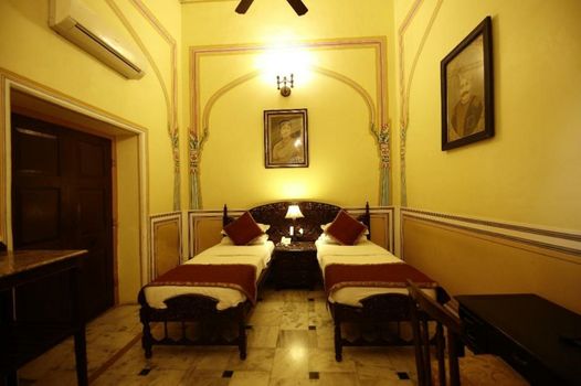 Hotel Narain Niwas Palace