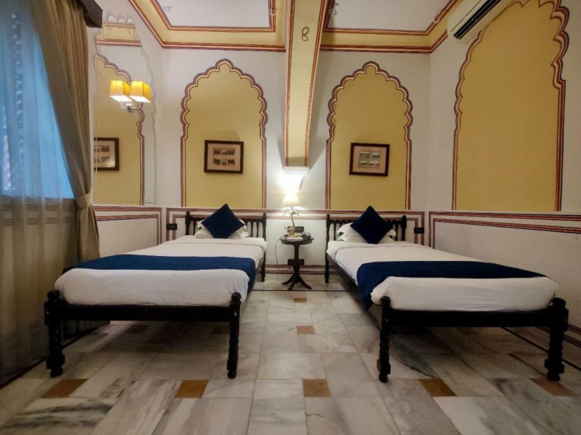 Hotel Narain Niwas Palace