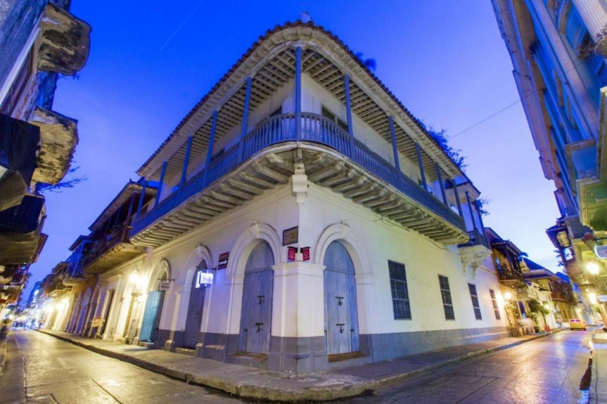 La Passion by Masaya Collection