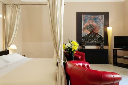 Palazzo Brunaccini Boutique Hotel