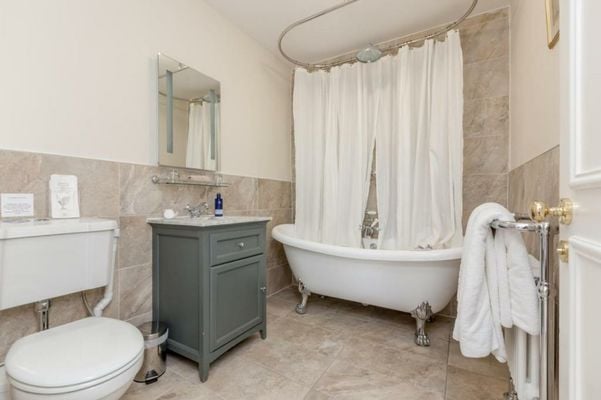 Victoria Square & The Orangery