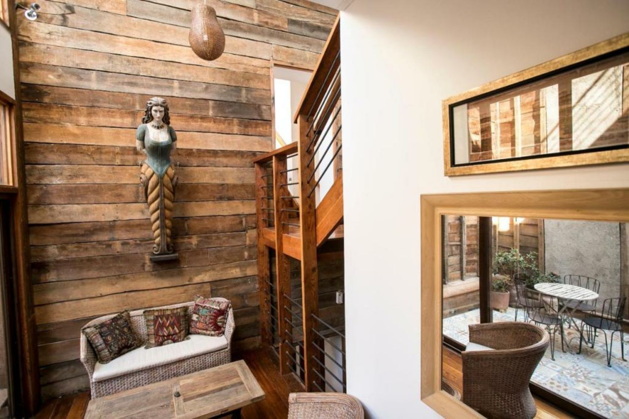 Casa Galos Hotel & Lofts