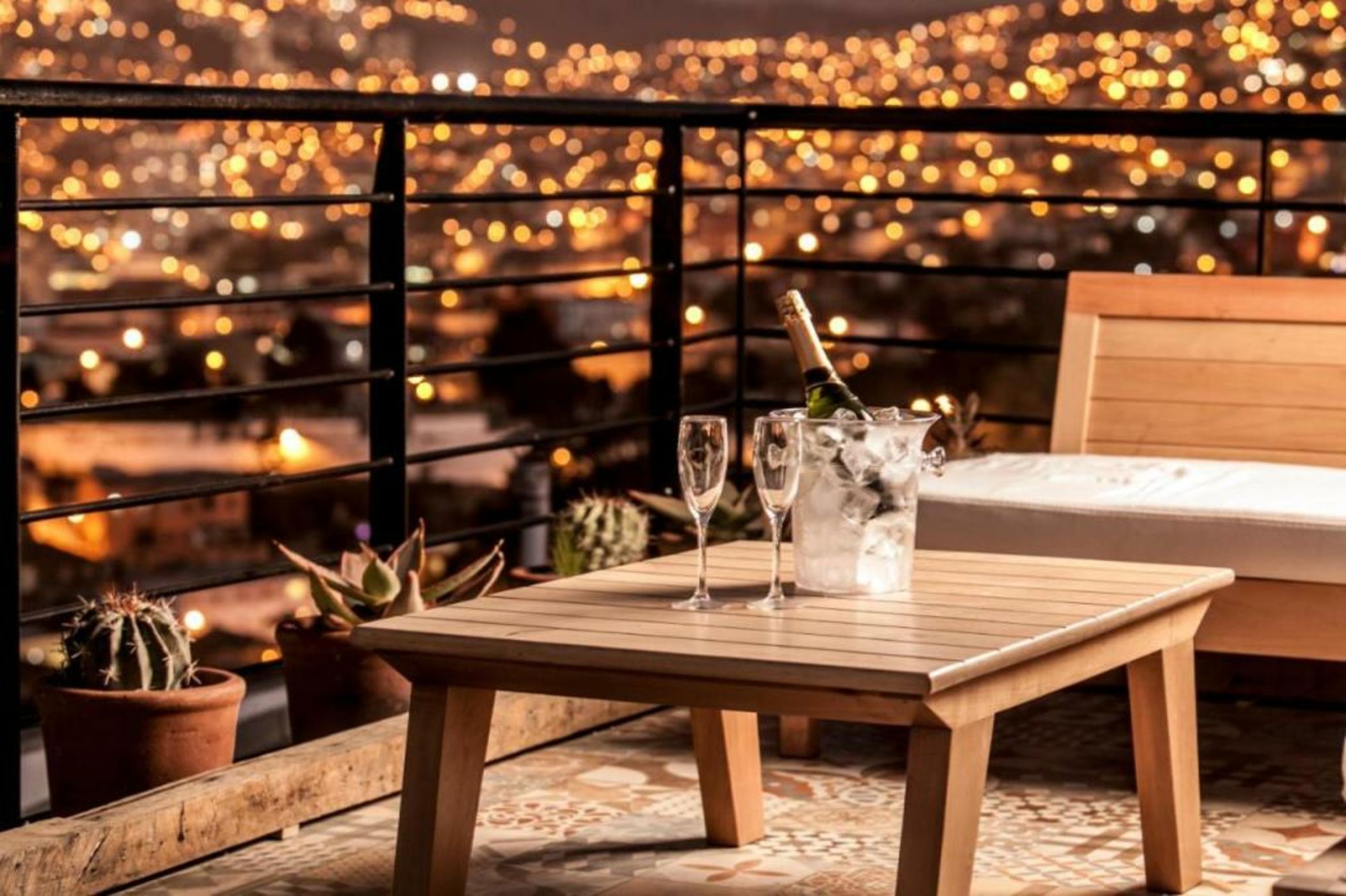 Casa Galos Hotel & Lofts