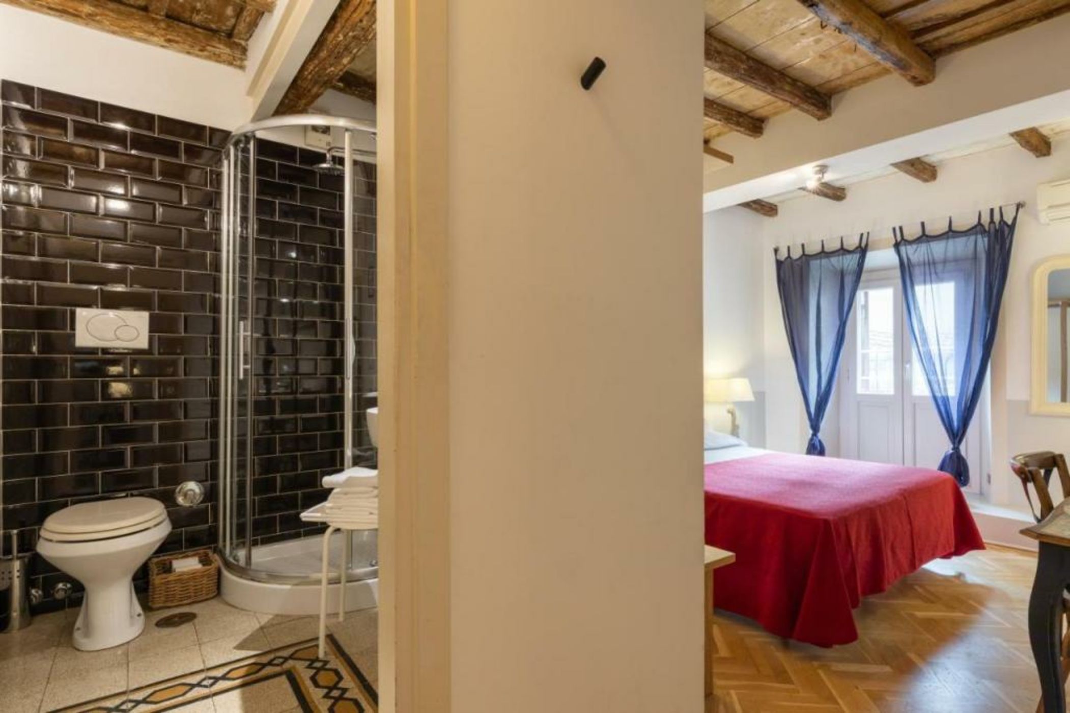 The Bluehostel