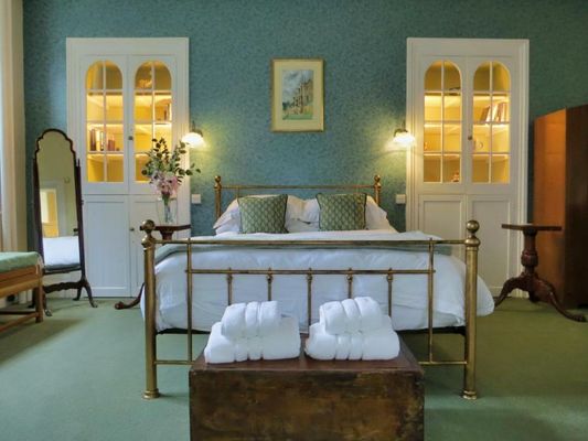 The Hall Estate - Historic Grade I-listed Jacobean Mansion