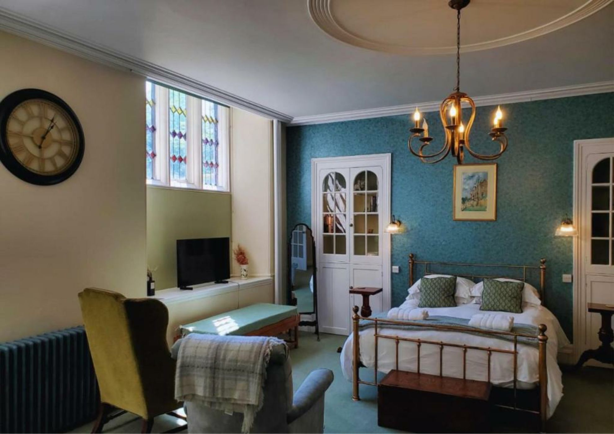 The Hall Estate - Historic Grade I-listed Jacobean Mansion