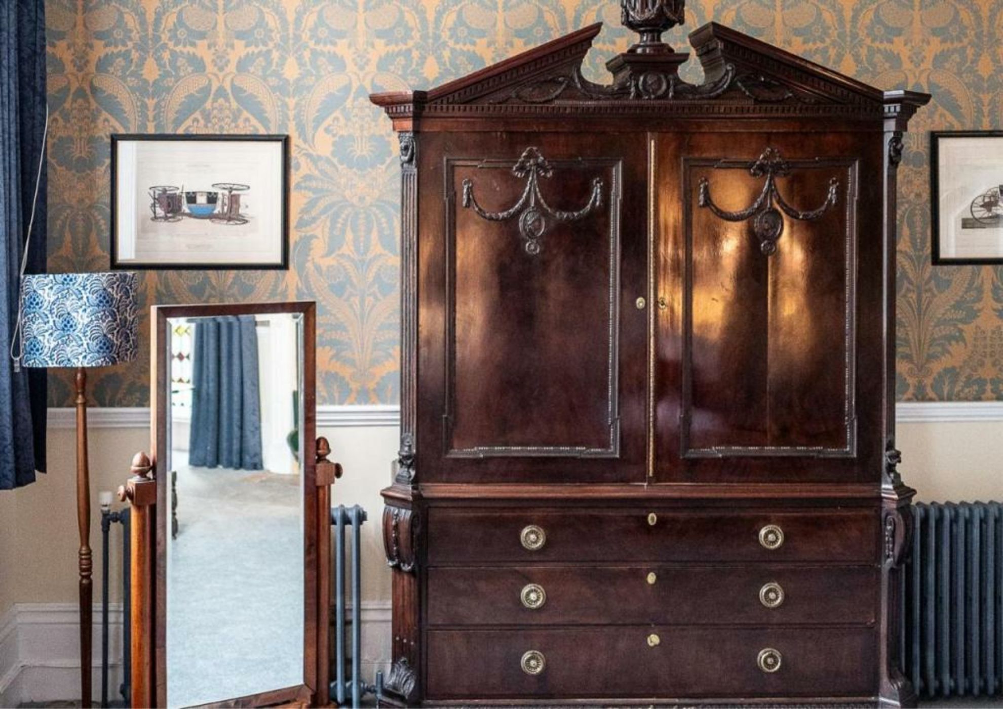 The Hall Estate - Historic Grade I-listed Jacobean Mansion