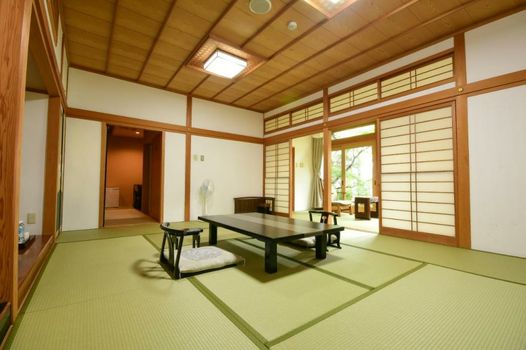 高野山 宿坊 総持院 -Koyasan Shukubo Sojiin-