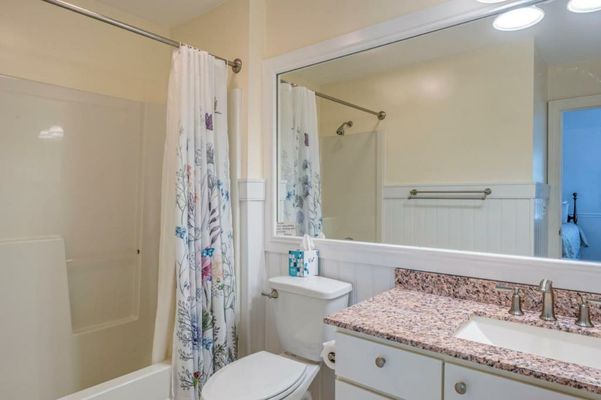 Wades Point Inn on the Bay