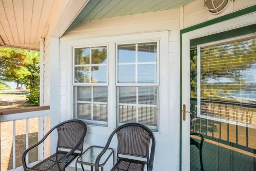 Wades Point Inn on the Bay