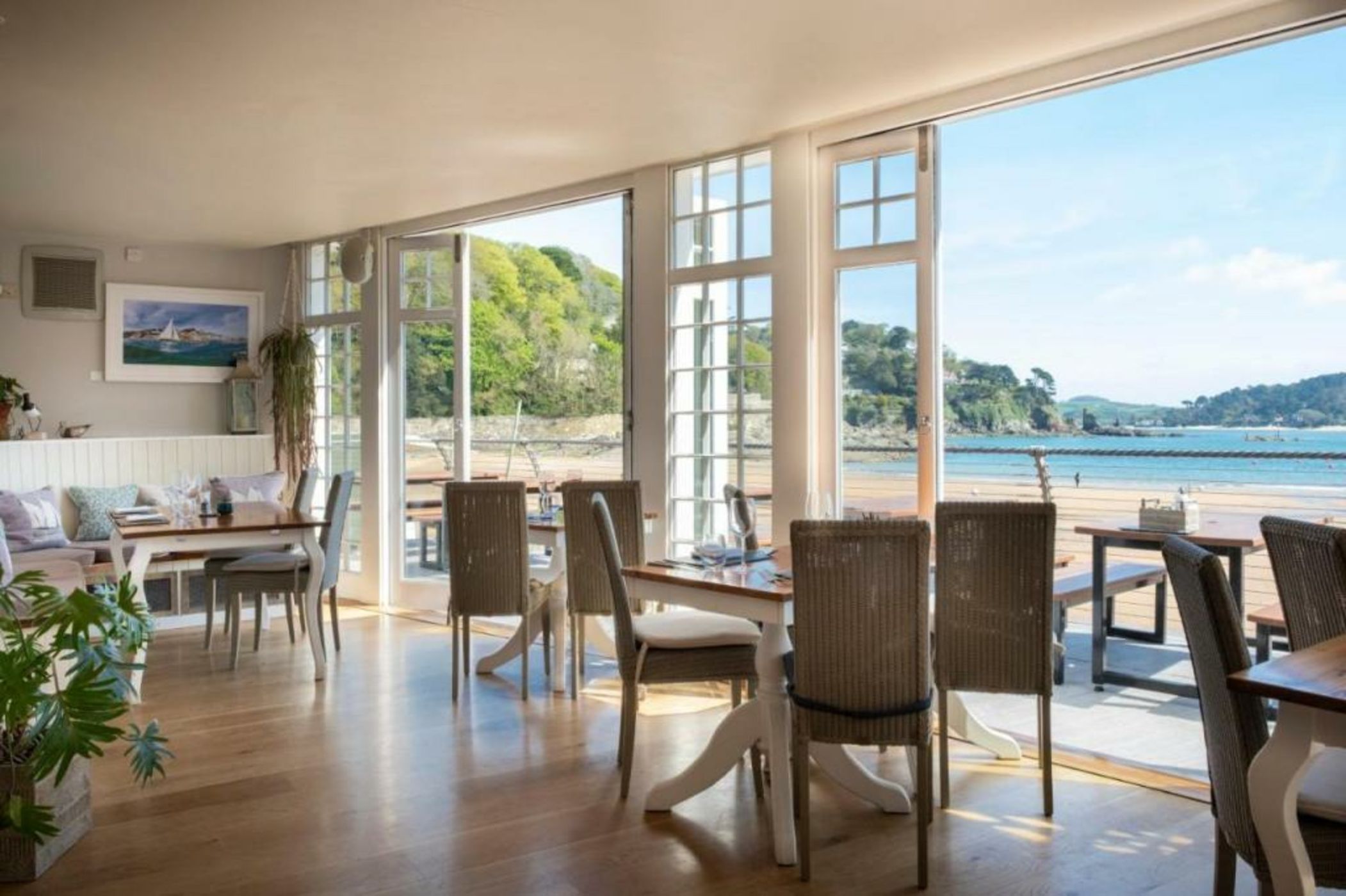 South Sands Hotel