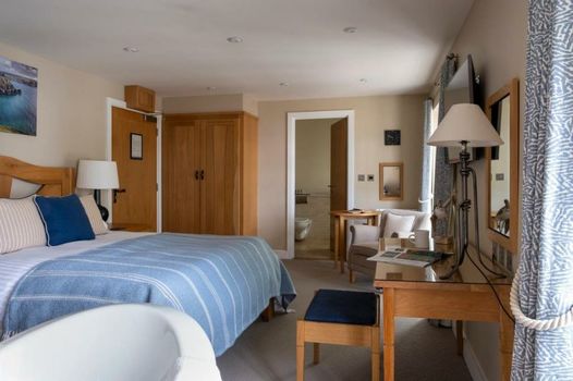 South Sands Hotel