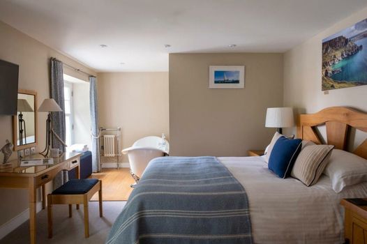 South Sands Hotel