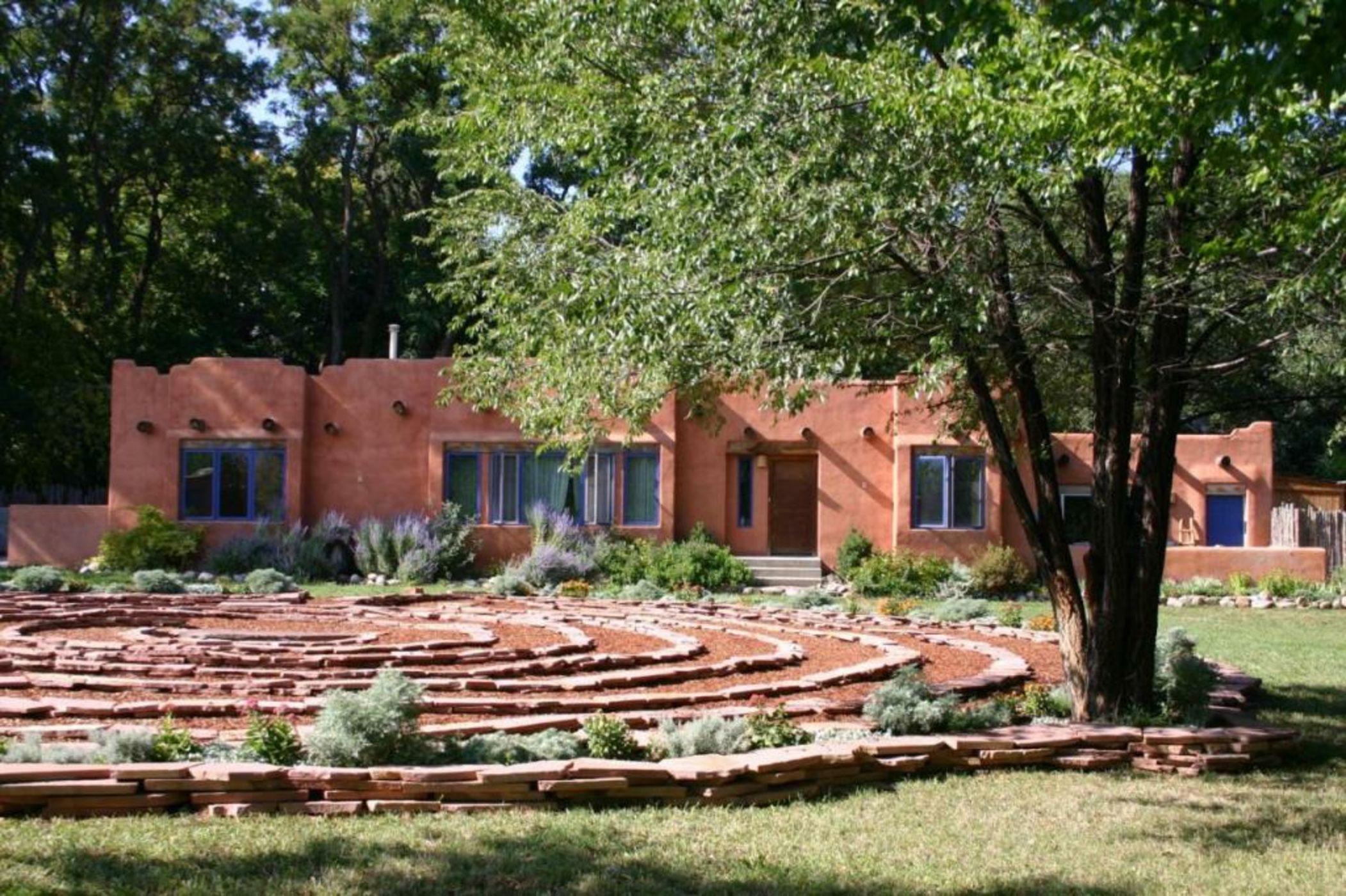 Adobe and Pines Inn Bed and Breakfast