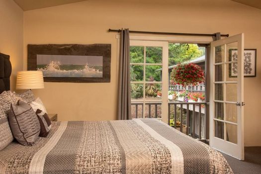Carmel Country Inn