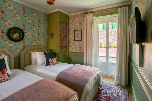 Rosegarden Essence Sintra - by Unlock Hotels