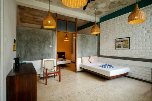 Dots Bay House