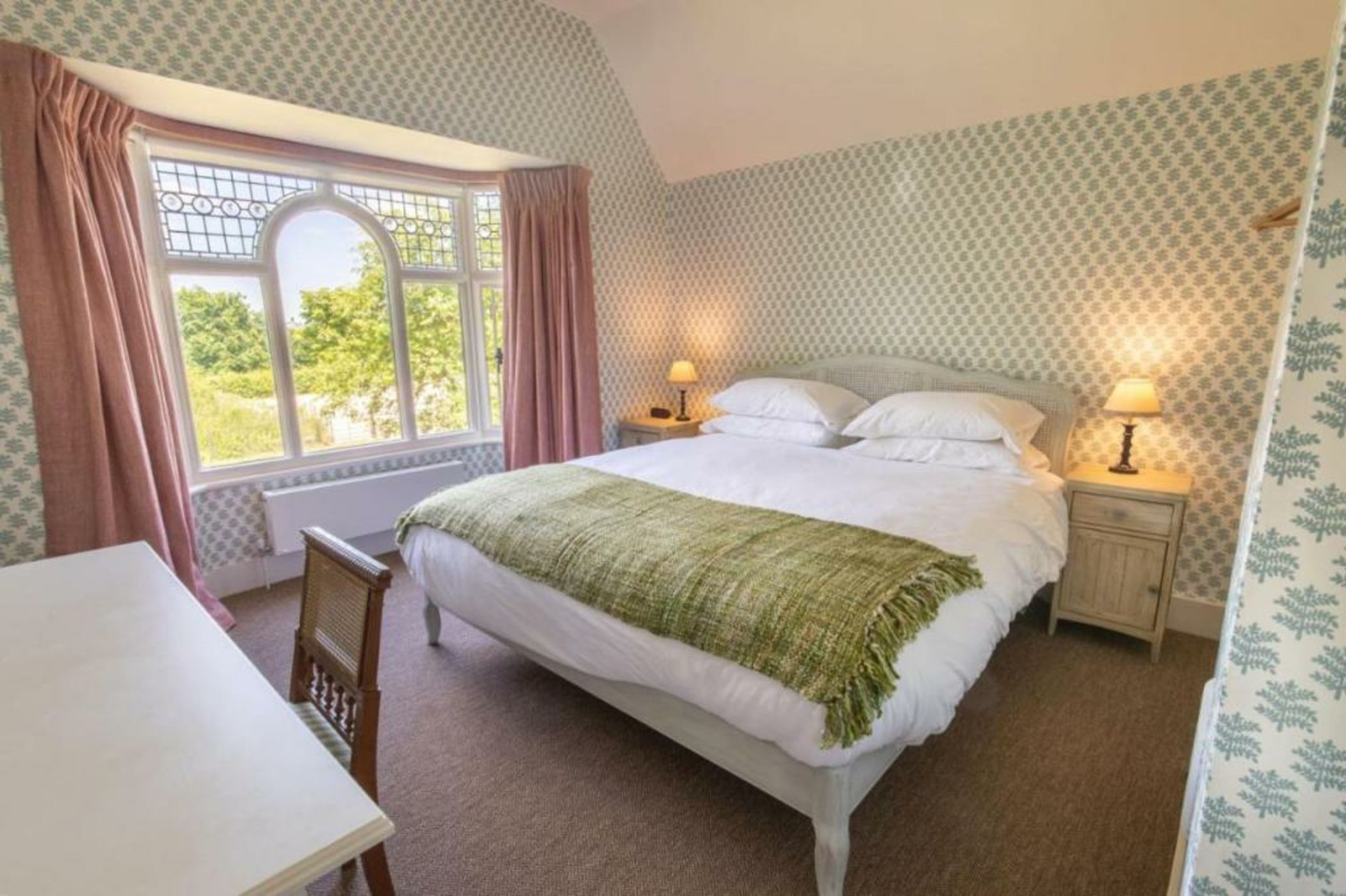 The Five Arrows Hotel