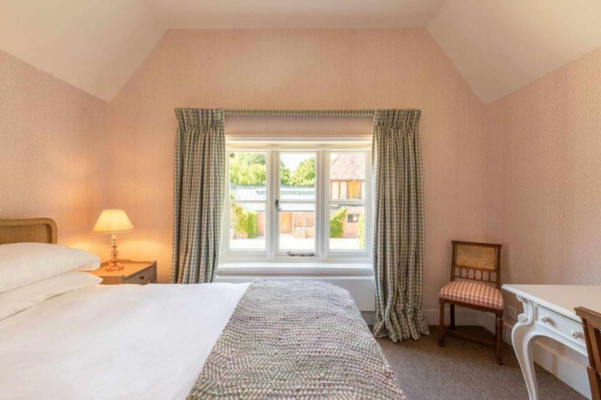 The Five Arrows Hotel