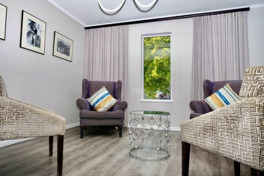 Simon's Town Quayside Hotel