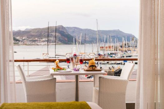 Simon's Town Quayside Hotel