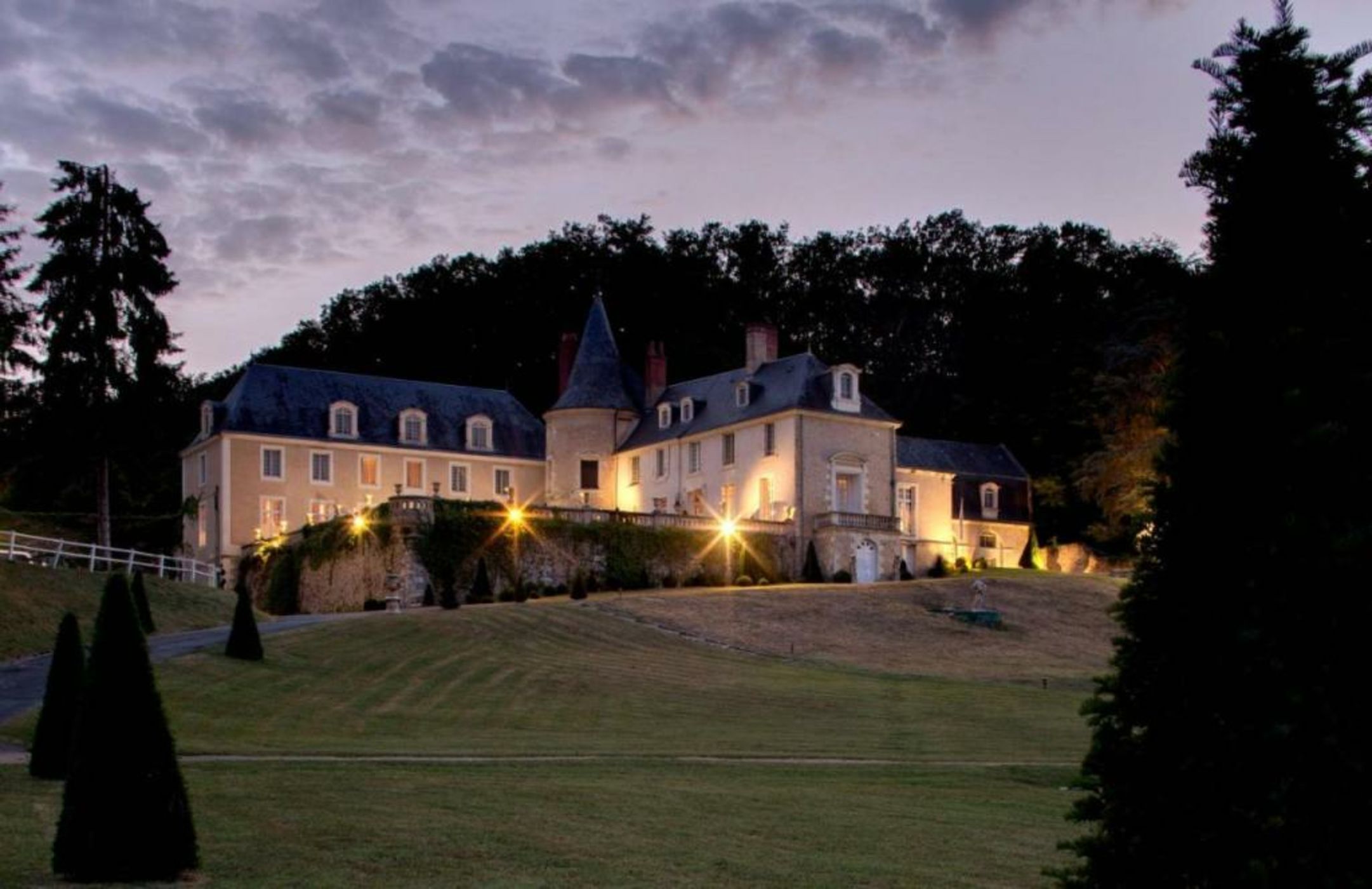 Château De Beauvois - La Maison Younan